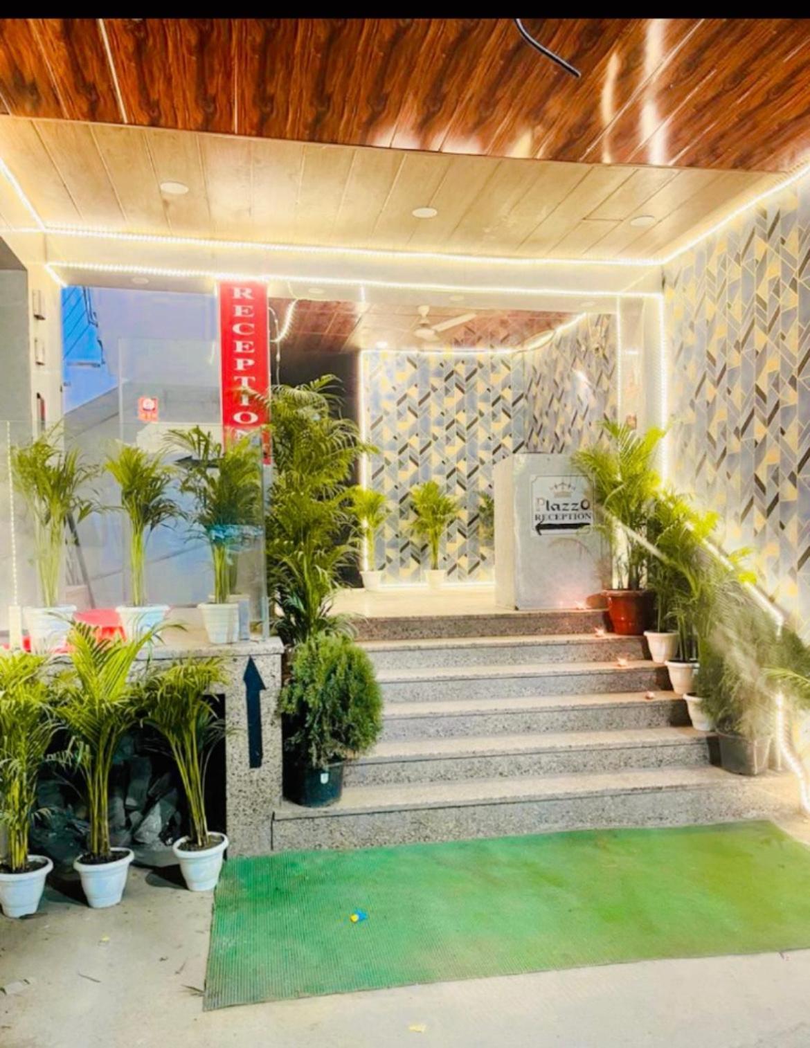 Plazzo Prime Plaza At Delhi Airport Bed and Breakfast Νέο Δελχί Εξωτερικό φωτογραφία