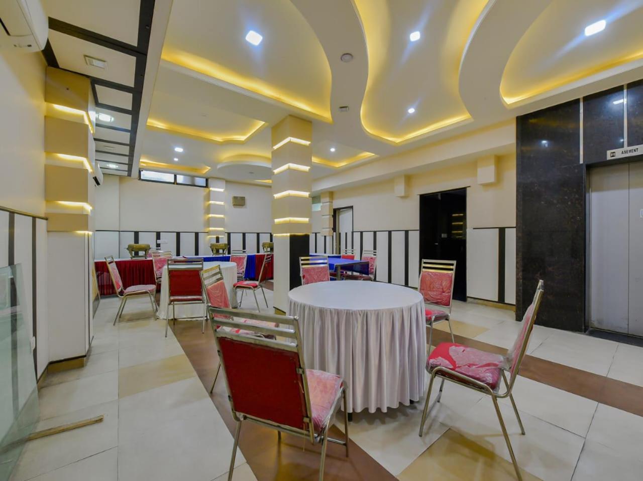 Plazzo Prime Plaza At Delhi Airport Bed and Breakfast Νέο Δελχί Εξωτερικό φωτογραφία