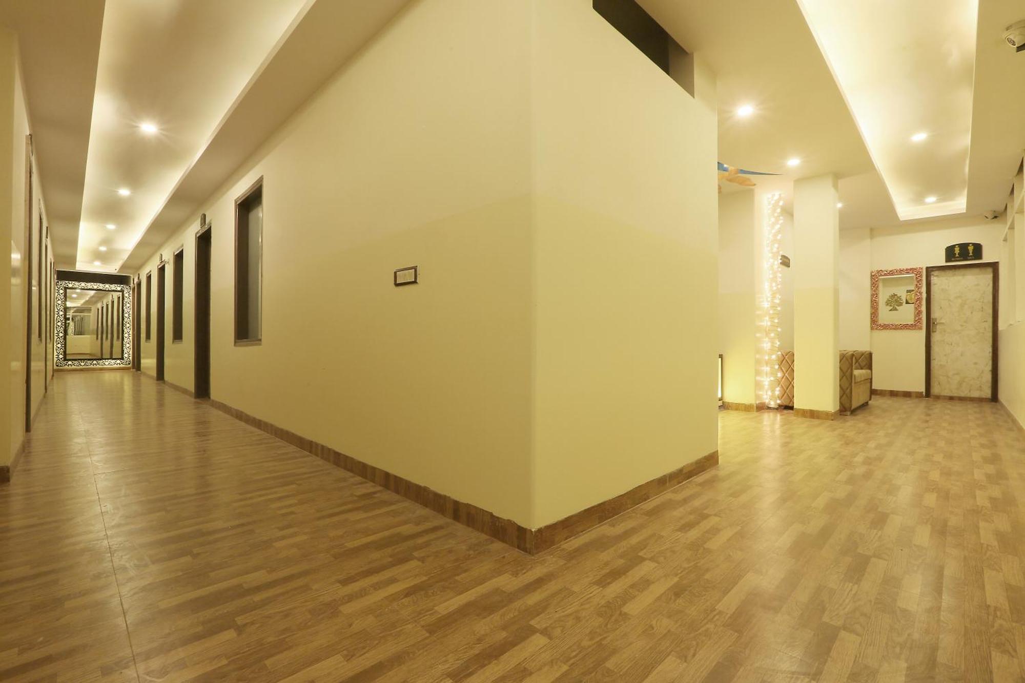 Plazzo Prime Plaza At Delhi Airport Bed and Breakfast Νέο Δελχί Εξωτερικό φωτογραφία